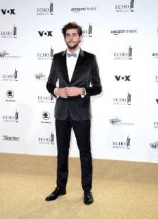 Alvaro Solero bei Verleihung Deutscher Musikpreis ECHO 2018 in Messe Berlin.