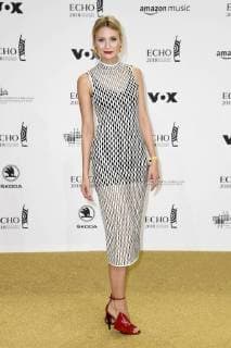 Carolin Niemczyk (Glasperlenspiel) bei der 27. Verleihung des Deutschen Musikpreises Echo 2018 in der Messe Berlin. Berlin, 12.04.2017