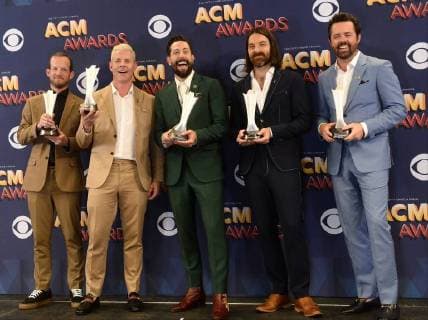(L-R) Whit Sellers, Trevor Rosen, Matthew Ramsey, Geoff Sprung, and Brad Tursi of Old Dominion, winners of Vocal Group of the Year, appear backstage at the 53rd annual Academy of Country Music Awards held at MGM Grand Garden Arena in Las Vegas, Nevada on April 15, 2018. The show will be telecast live on CBS.  LAV20180415389 JIMxRUYMEN