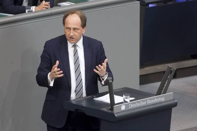 Deutschland, Berlin, Bundestag, 25. Sitzung, Vereinbarte Debatte zur aktuellen Lage in Syrien, Alexander Graf Lambsdorff FDP, 18.04.2018 *** Germany Berlin Bundestag 25 meeting Agreed debate on the current situation in Syria Alexander Graf Lambsdorff FDP 18 04 2018