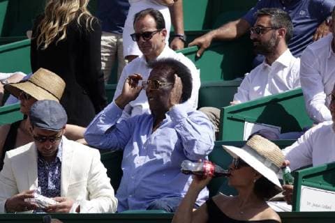 Deutscher Schlagersänger Roberto Blanco als Zuschauer in einer Loge am Court Rainier III im Monte-Carlo Country Club beim Rolex Monte-Carlo Masters 1000 ATP World Tour Tennisturnier
