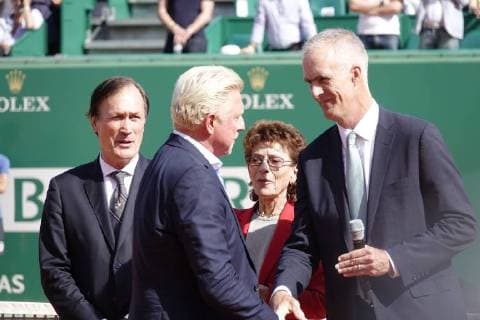 Zeremonie auf dem Court Rainier III des Monte-Carlo Country Club anläßlich der Übergabe des Rings der Hall of Fame an den ehemaligen deutschen Tennisspieler Boris Becker im Rahmen des Rolex Monte-Carlo ATP World Tour Masters 1000 Tennisturnier