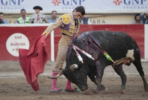 Spanish bullfighter Paco Urena in action during the second bullfighting of the National San Marcos Fair in Aguascalientes, Mexico, 20 April 2018. econd bullfight of the San Marcos Fair in Aguascalientes !ACHTUNG: NUR REDAKTIONELLE NUTZUNG!  Copyright: xMarioxGuzmanx MEX001 20180421-636598854336639849