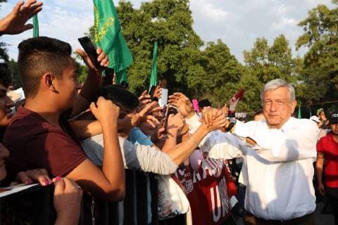 April 20, 2018 - CIUDAD DE MEXICO, Elections Elecciones-AMLO.- El candidato presidencial por la coalicion Juntos Haremos Historia, Andres Manuel Lopez Obrador, se acude este 20 de abril 2018 a la explanada de la delegacion Xochimilco, como parte de sus actividades proselitistas. Foto: Agencia EL UNIVERSAL MAR  - ZUMAu78_ 20180420_zaf_u78_607 Copyright: xValentexRosasx