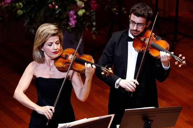 German violinist Anne Sophie Mutter (L) performs on stage during the 4th Meeting of International High Music School Reina Sofia, in Madrid, Spain, 22 April 2018. 4th Meeting of International High Music School Reina Sofia !ACHTUNG: NUR REDAKTIONELLE NUTZUNG!  Copyright: xMARISCALx GRAF091 20180422-636600249161878796