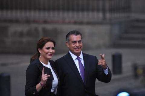 CIDADE DO MÉXICO, DF - 22.04.2018: PRESIDENTIAL RACE IN MEXICO - Independent Candidate for Mexico& 39;s prest ent Jaime Rodriguez Calderon attends on First Debate of candid for Mexico& 39;esidentiential held at Pat Palace of Mining on April 22, 2018 in Mexico City, Mexico. x1519439x  CarlosxTischler