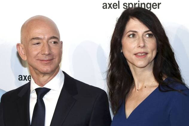 Jeff Bezos mit Ehefrau MacKenzie Bezos bei der Verleihung des Axel Springer Award 2018 im Axel-Springer-Haus. Berlin, 24.04.2018