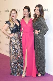 Regina Halmich, Bettina Cramer und Laura Wontorra bei der 26. Verleihung des Deutschen Parfumpreises Duftstars 2018 im Flughafen Tempelhof. Berlin, 25.04.2018