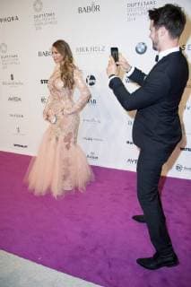 Jana Julie Kilka und Thore Schölermann bei der 26. Verleihung des Deutschen Parfumpreises Duftstars 2018 im Flughafen Tempelhof. Berlin, 25.04.2018