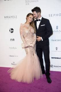 Jana Julie Kilka und Thore Schölermann bei der 26. Verleihung des Deutschen Parfumpreises Duftstars 2018 im Flughafen Tempelhof. Berlin, 25.04.2018