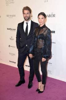 Andre Hamann und Aylin Tezel bei der 26. Verleihung des Deutschen Parfumpreises Duftstars 2018 im Flughafen Tempelhof. Berlin, 25.04.2018