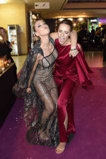 Sylvia Walker und Esther Sedlaczek auf der Aftershow Party nach der 26. Verleihung des Deutschen Parfumpreises Duftstars 2018 im Flughafen Tempelhof. Berlin, 25.04.2018