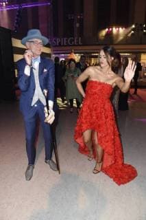 Günther Krabbenhöft und Jessica Paszka auf der Aftershow Party nach der 26. Verleihung des Deutschen Parfumpreises Duftstars 2018 im Flughafen Tempelhof. Berlin, 25.04.2018