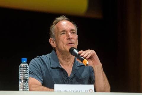 April 26, 2018 - Lyon, France - Tim Berners-Lee (inventor of the World Wide Web), Antoine Bordes (director of the European center for research in AI of Facebook), Vinton Cerf (Google, co-creator of TCP IP and co-founder of Internet Society), Kira Radinsky (Director of Data Science Ebay) and Ruhi Sarikaya (Director of Applied Sciences Amazon Alexa) participated in the roundtable: AI and the future of the Web and the Internet Lyon France  - ZUMAn230 20180426_zaa_n230_540 Copyright: xNicolasxLiponnex