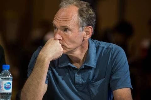 April 26, 2018 - Lyon, France - Tim Berners-Lee (inventor of the World Wide Web), Antoine Bordes (director of the European center for research in AI of Facebook), Vinton Cerf (Google, co-creator of TCP IP and co-founder of Internet Society), Kira Radinsky (Director of Data Science Ebay) and Ruhi Sarikaya (Director of Applied Sciences Amazon Alexa) participated in the roundtable: AI and the future of the Web and the Internet Lyon France  - ZUMAn230 20180426_zaa_n230_557 Copyright: xNicolasxLiponnex