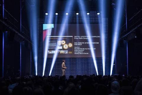 Jan Böhmermann (Moderator) beim Deutschen Digital Award 2018 des Bundesverbands der Digital Wirtschaft (BVDW) am 26.04.2018 in Berlin