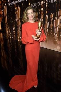 Marie Bäumer, Preisträgerin Beste weibliche Hauptrolle in 3 Tage in Quiberon , bei der Verleihung des Deutschen Filmpreises 2018 in der Messe Berlin. Berlin, 27.04.2018