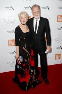 Bilder des Tages April 30, 2018 - New York, NY, USA - April 30, 2018 New York City..Helen Mirren and Taylor Hackford attending Film Society of Lincoln Center s 45th Chaplin Award Gala honoring Helen Mirren on April 30, 2018 in New York City. New York USA  - ZUMAny1_ 20180430_zaf_ny1_181 Copyright: xKristinxCallahanx