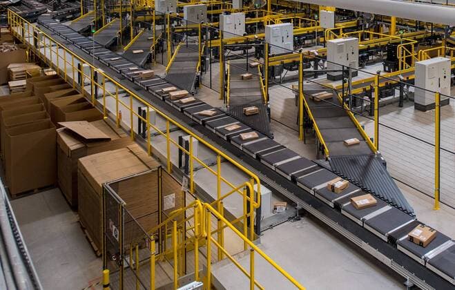 Logistiklager HAM2 von Amazon in Winsen: , Winsen Copyright: xBjörnxHakex