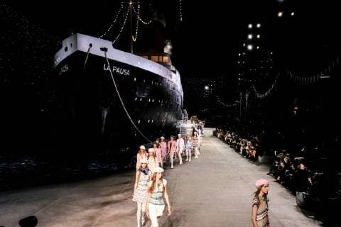 Entertainment Bilder der Woche KW 18 Bilder des Tages Chanel defile croisière 2018. 226151 2018-05-03 Paris France  Copyright: xSergexArnalx xStarfacex STAR_226151_003