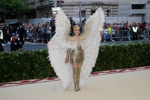 Katy Perry arrives on the red carpet at The Metropolitan Museum of Art s Costume Institute Benefit Heavenly Bodies: Fashion and the Catholic Imagination at Metropolitan Museum of Art in New York City on May 7, 2018.  NYP20180507386 JOHNxANGELILLO