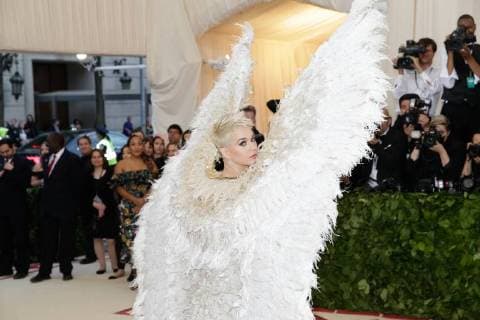 Katy Perry arrives on the red carpet at The Metropolitan Museum of Art s Costume Institute Benefit Heavenly Bodies: Fashion and the Catholic Imagination at Metropolitan Museum of Art in New York City on May 7, 2018.  NYP20180507388 JOHNxANGELILLO