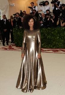 Kerry Washington arrives on the red carpet at The Metropolitan Museum of Art s Costume Institute Benefit Heavenly Bodies: Fashion and the Catholic Imagination at Metropolitan Museum of Art in New York City on May 7, 2018.  NYP20180507319 JOHNxANGELILLO