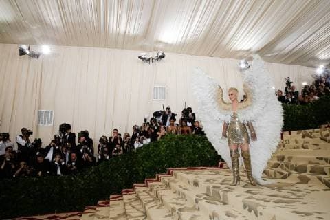 Katy Perry arrives on the red carpet at The Metropolitan Museum of Art s Costume Institute Benefit Heavenly Bodies: Fashion and the Catholic Imagination at Metropolitan Museum of Art in New York City on May 7, 2018.  NYP20180507391 JOHNxANGELILLO