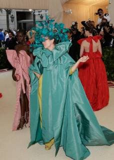 Frances McDormand arrives on the red carpet at The Metropolitan Museum of Art s Costume Institute Benefit Heavenly Bodies: Fashion and the Catholic Imagination at Metropolitan Museum of Art in New York City on May 7, 2018.  NYP20180507365 JOHNxANGELILLO