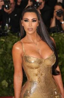 May 7, 2018 - New York, N.Y, USA - KIM KARDASHIAN WEST attends the Metropolitan Museum of Art Costume Institute Benefit with exhibition of Heavenly Bodies: Fashion and the Catholic Imagination .The Met Museum, NYC.May 7, 2018.Photos by , Globe Photos Inc. New York USA - ZUMAms4_ 20180507_zaa_ms4_028 Copyright: xSoniaxMoskowitzx