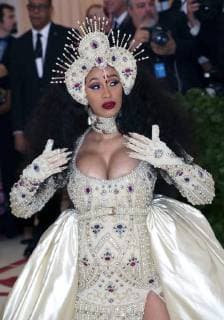 May 7, 2018 - New York, N.Y, USA - CARDI B attends the Metropolitan Museum of Art Costume Institute Benefit with exhibition of Heavenly Bodies: Fashion and the Catholic Imagination .The Met Museum, NYC.May 7, 2018.Photos by , Globe Photos Inc. New York USA - ZUMAms4_ 20180507_zaa_ms4_042 Copyright: xSoniaxMoskowitzx