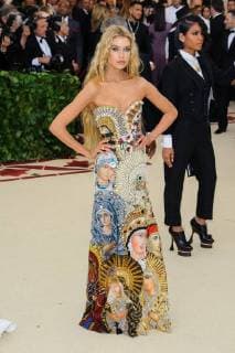 May 7, 2018 - New York, NY, U.S. - 07 May 2018 - New York, New York - Stella Maxwell. 2018 Metropolitan Museum of Art Costume Institute Gala: Heavenly Bodies: Fashion and the Catholic Imagination. Photo Credit: Christopher Smith AdMedia New York U.S. - ZUMAa123 20180507_zaa_a123_038 Copyright: xChristopherxSmithAdmediax