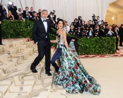 May 7, 2018 - New York, NY, U.S. - 07 May 2018 - New York, New York - George Clooney, Amal Clooney. 2018 Metropolitan Museum of Art Costume Institute Gala: Heavenly Bodies: Fashion and the Catholic Imagination. Photo Credit: Christopher Smith AdMedia New York U.S. - ZUMAa123 20180507_zaa_a123_334 Copyright: xChristopherxSmithAdmediax