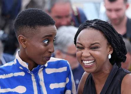 Entertainment Bilder der Woche KW 19 Entertainment Bilder des Tages Samantha Mugatsia (L) and Wanuri Kahiu arrive at a photocall for the film Rafiki during the 71st annual Cannes International Film Festival in Cannes, France on May 9, 2018.  PAR20180509046 DAVIDxSILPA