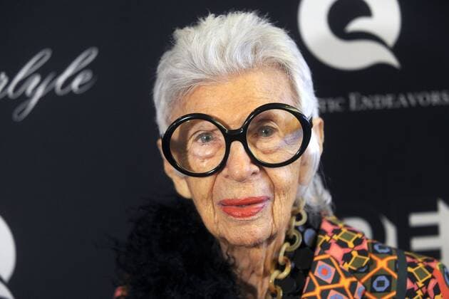 IMAGO ICONS: Iris Apfel Iris Apfel bei der Premiere des Dokumentarfilms Always at The Carlyle im Paris Theater. New York, 08.05.2018 *** Iris Apfel at the premiere of the documentary Always at the Carlyle at the Paris Theater New York 08 05 2018 Foto:xD.xVanxTinex xFuturexImage