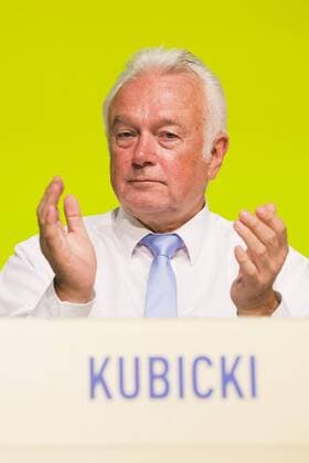 Wolfgang Kubicki beim des 69. Ordentlichen Parteitag in Berlin am 12. Mai 2018. 69. Ordentlicher Parteitag der FDP in Berlin *** Wolfgang Kubicki at the 69th Regular Party Congress in Berlin on May 12, 2018 69 Ordinary Party Congress of the FDP in Berlin