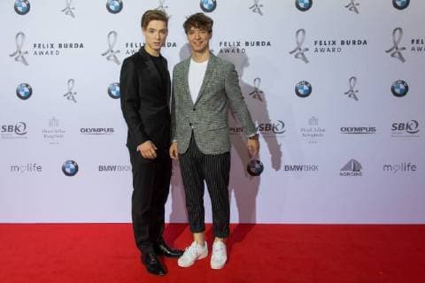 Berlin GER, Berlin, Felix Burda Award, Hotel Adlon Kempinski v.l. Heiko Lochmann - Saenger - Die Lochis - Roman Lochmann, 13.05.2018, Felix Burda Award 2018, Copyright: xUwexKoch xEibner-Pressefotox EP_ukh