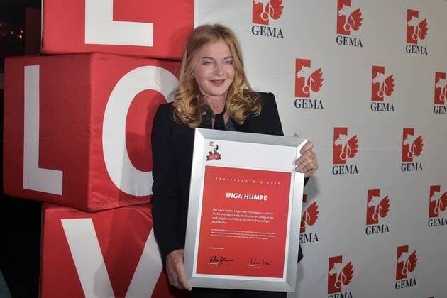 Inga Humpe, 2Raumwohnung 30 Jahre Fred Jay Preisverleihung in Berlin in der Columbiahalle am 15.05.2018