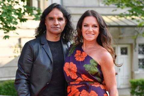 Christine NEUBAUER (Schauspielerin), mit Freund Jose CAMPOS. Roter Teppich,Red Carpet,Bayerischer Fernsehpreis 2018 am 18.05.2018.