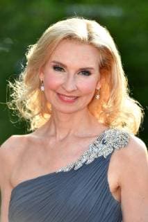 Eva LIND (Opernsaengerin), Einzelbild,angeschnittenes Einzelmotiv,Portraet,Portrait,Porträt. Roter Teppich,Red Carpet,Bayerischer Fernsehpreis 2018 am 18.05.2018.
