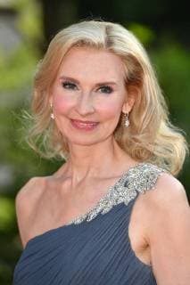 Eva LIND (Opernsaengerin), Einzelbild,angeschnittenes Einzelmotiv,Portraet,Portrait,Porträt. Roter Teppich,Red Carpet,Bayerischer Fernsehpreis 2018 am 18.05.2018.