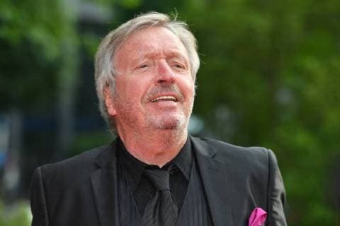 Werner Schulze Erdel (Moderator), Einzelbild,angeschnittenes Einzelmotiv,Portraet,Portrait,Porträt. Roter Teppich,Red Carpet,Bayerischer Fernsehpreis 2018 am 18.05.2018.