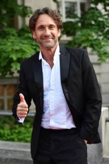 Entertainment Bilder des Tages Willy Falk WILD (Schauspieler), Einzelbild,angeschnittenes Einzelmotiv,Halbfigur,halbe Figur. Roter Teppich,Red Carpet,Bayerischer Fernsehpreis 2018 am 18.05.2018.