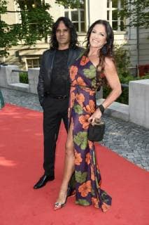 Christine Neubauer mit Freund Jose Campos bei der Verleihung des 30. Bayerischen Fernsehpreises 2018 im Prinzregententheater. München, 18.05.2018