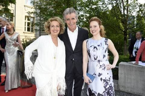 Michaela May, Bernd Schadewald und Wanda Perdelwitz bei der Verleihung des 30. Bayerischen Fernsehpreises 2018 im Prinzregententheater. München, 18.05.2018