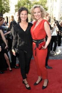 Birte Wentzek und Melanie Wiegmann bei der Verleihung des 30. Bayerischen Fernsehpreises 2018 im Prinzregententheater. München, 18.05.2018