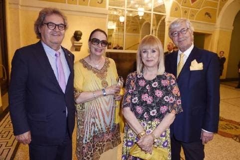 Helmut Markwort, Marina Handloser, Patricia Riekel und Christian Wolff bei der Verleihung des 30. Bayerischen Fernsehpreises 2018 im Prinzregententheater. München, 18.05.2018
