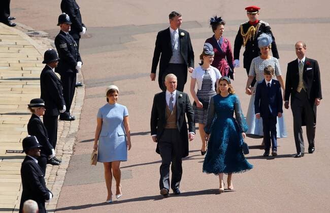 . 19 05 2018. Windsor, United Kingdom. Royal wedding. Prince Andrew arrives with his daughters Princess Beatrice and Eugenie for the royal wedding between Meghan Markle and Prince Harry at Windsor Castle in Berkshire. The couple s ceremony will take place in St GeorgeÕs Chapel in the castle grounds. May 19 2018.  xi-Imagesx xPoolx IIM-17787-0231