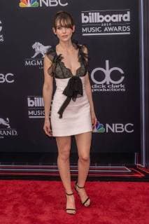 LAS VEGAS, NV - MAY 20: Alison Brie at the 2018 Billboard Music Awards at the MGM Grand Garden Arena in Las Vegas, Nevada on May 20, 2018. Copyright: xDamairsxCarterx