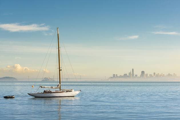USA, California, San Francisco, Sailing boat and skyline  MKFF00350